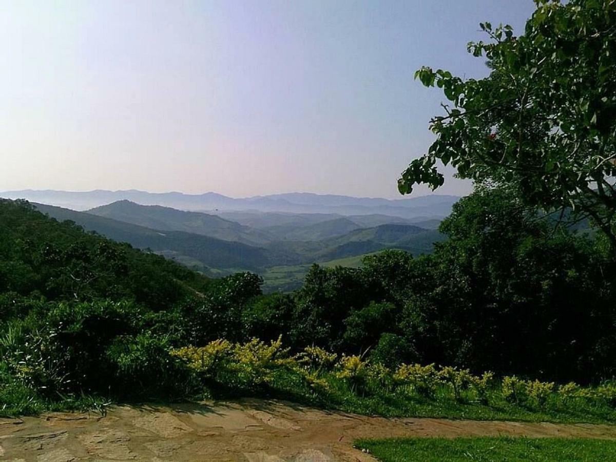 Sitio Das Hortensias Chales Консейсан-да-Ибитипока Экстерьер фото